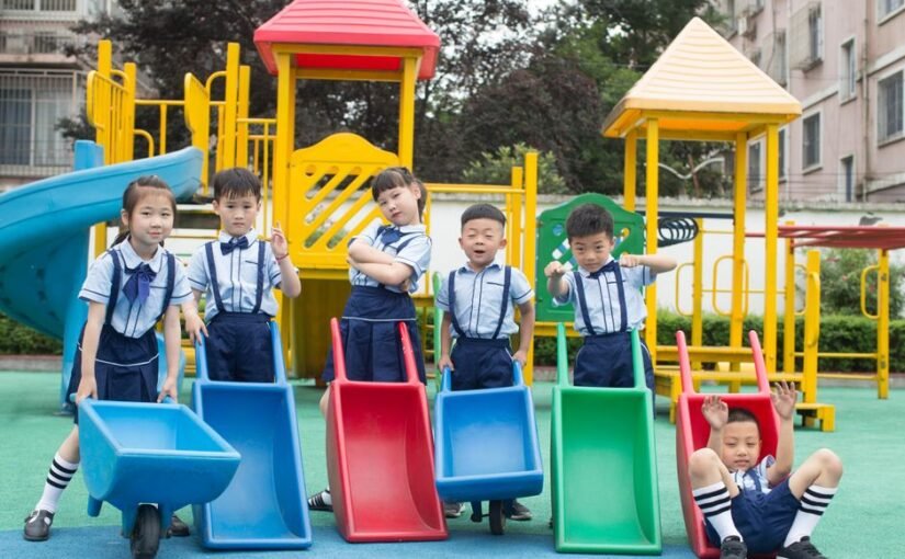 Žaidimų aikštelės: 6 mitai, stabdantys vaikų raidą?